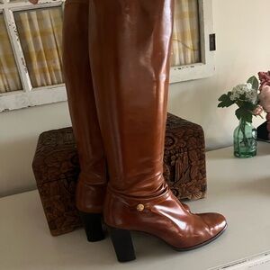 Salvador Ferragamo- Gorgeous Vintage Tall Boots size 8 Narrow fit